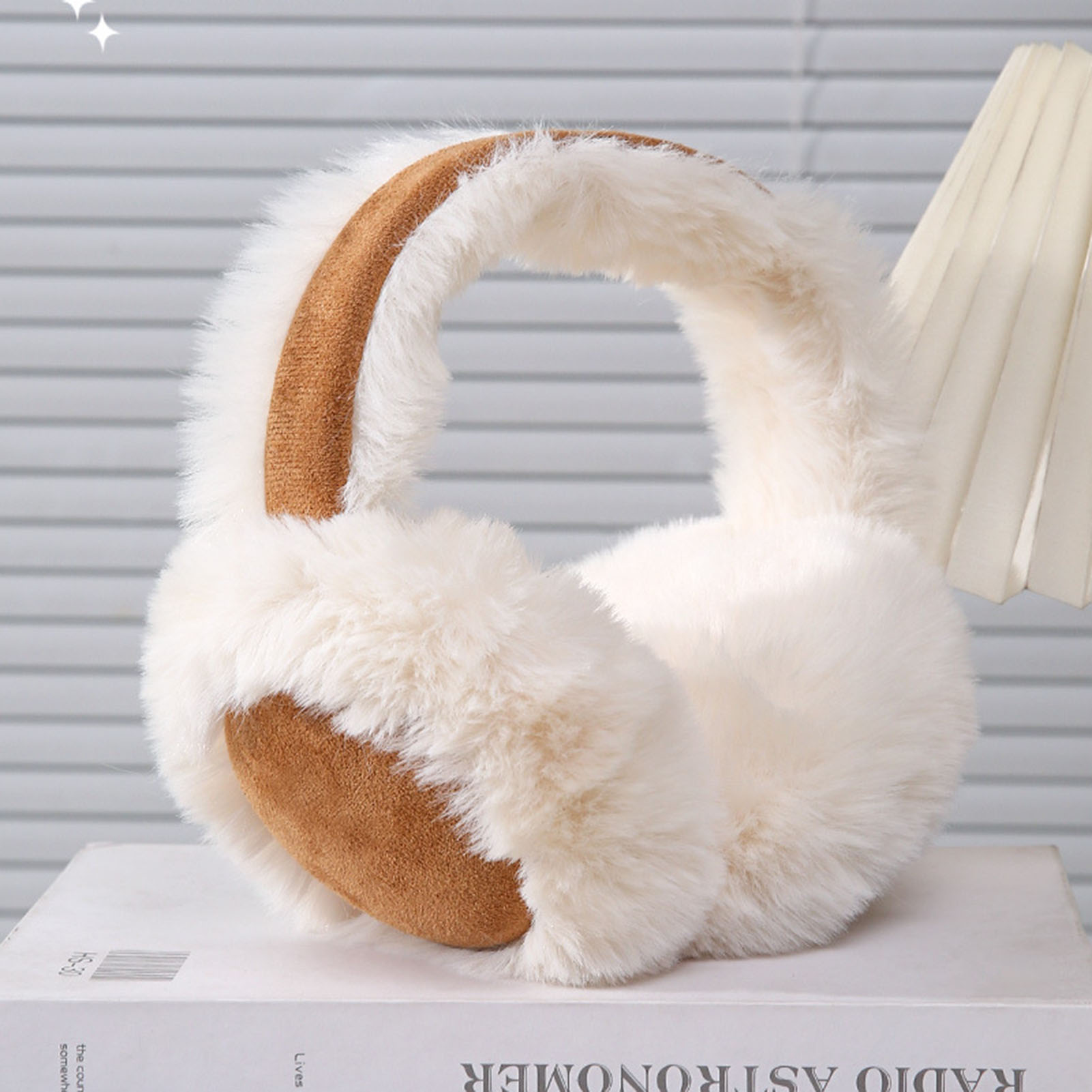 Earmuffs Foldable - 防風イヤーマフ、冬のサイクリングやアウトドアに最適な暖かいプラッシュ素材、折りたたみ可能なイヤーウォーマー、柔らかいフェイクファーのヘッドウェア、防寒対策。