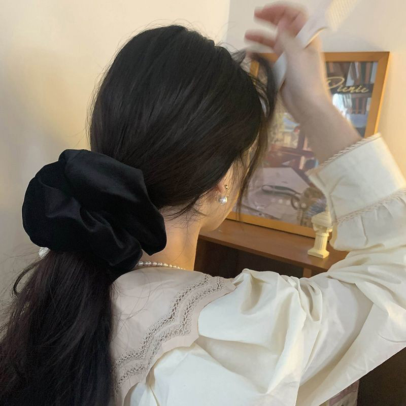 特大黒ベルベットシュシュヘアネクタイ女性女の子固体ゴムビッグ - Winter Headband Fleece のレビューと価格